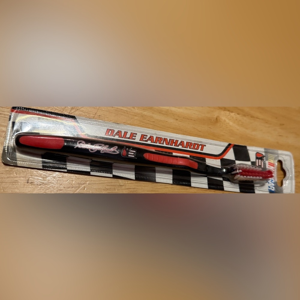 New Dale Earnhardt Toothbrush 2003 Nascar Racing